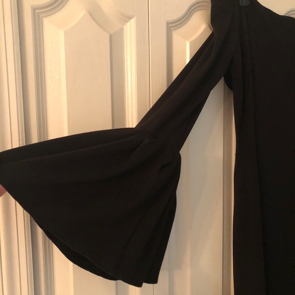 Black bell sleeve cocktail dress (med) - Picture 7 of 8